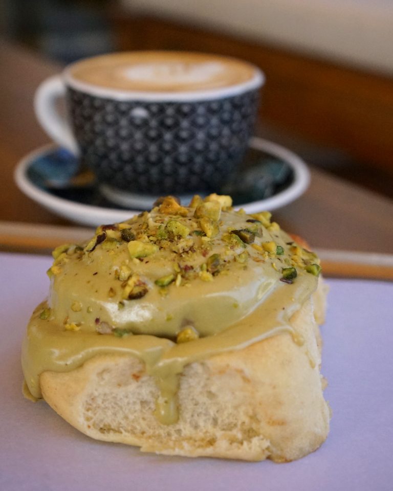 Edited in Tezza with: Exposición, Sombras, & Recortar